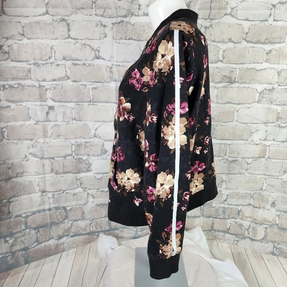 Torrid Zip Front Bomber Jacket Floral Rayon Blend Black Pink Size 1 - Picture 9 of 13